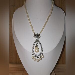 Vtg Pearl and Rhinestone Bridal Necklace Faux Pearls Pearl Pendant 14"+2"